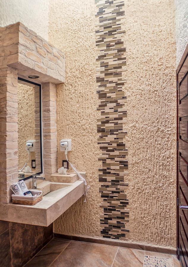 ברנל Miia Hotel Boutique מראה חיצוני תמונה