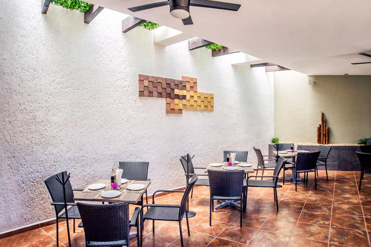 ברנל Miia Hotel Boutique מראה חיצוני תמונה