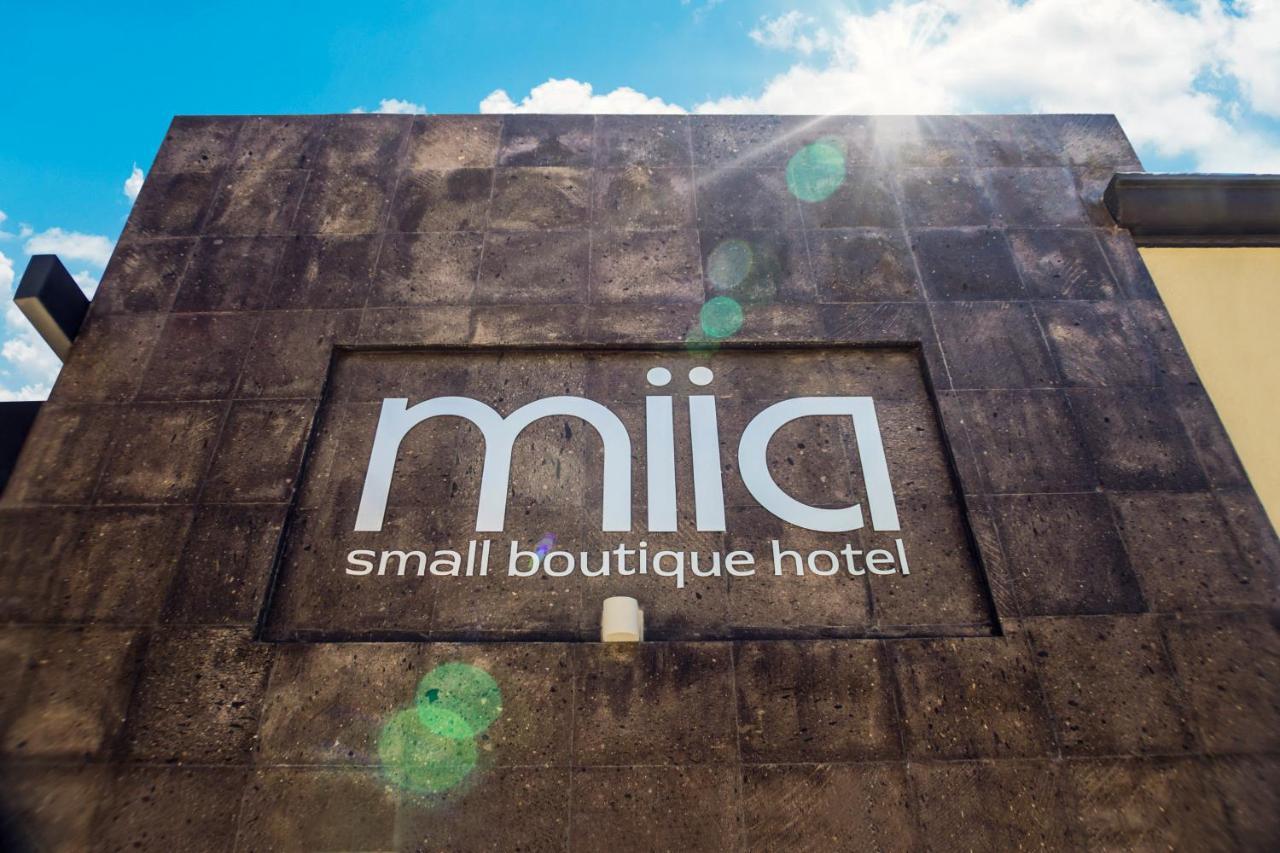 ברנל Miia Hotel Boutique מראה חיצוני תמונה
