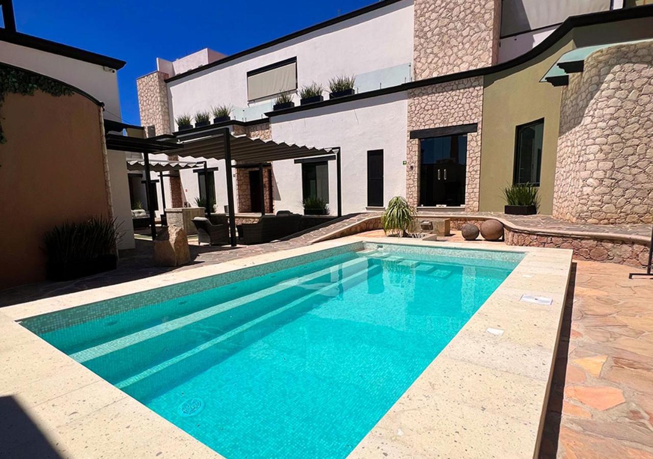 ברנל Miia Hotel Boutique מראה חיצוני תמונה